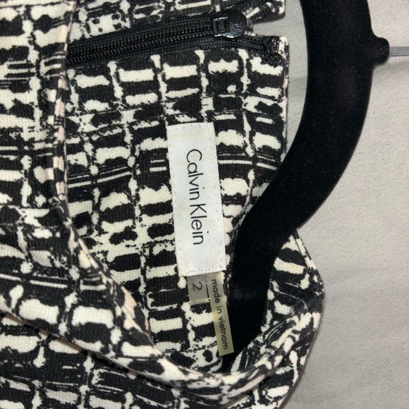 Calvin Klein flare shift dress - Picture 2 of 2